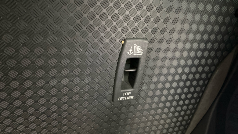 Land Rover Defender 3.0 D200 S 90 3dr Auto Diesel Estate